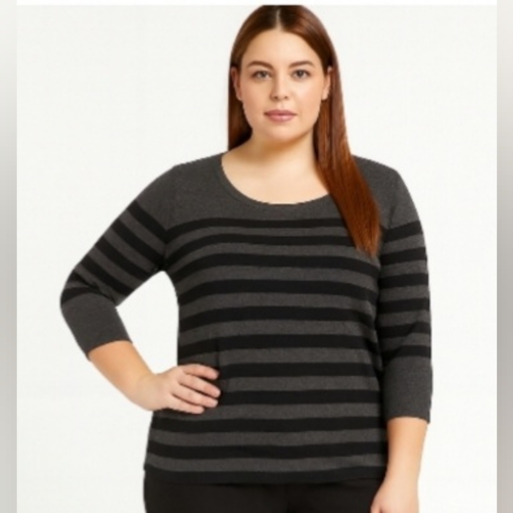 Spense Black Knit Sweater Size Large Pit to Pit 22in and 26in in lenght